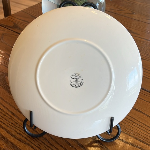 Royal Stafford Fine Earthenware Pink Floral Dinner Plate - Picture 8 of 8